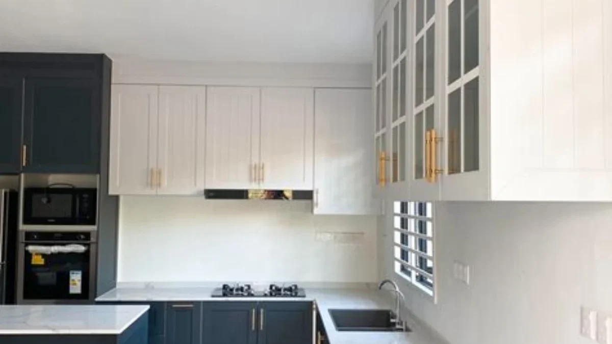 4 Desain Kitchen Set Aluminium untuk Hunian Modern dan Estetik