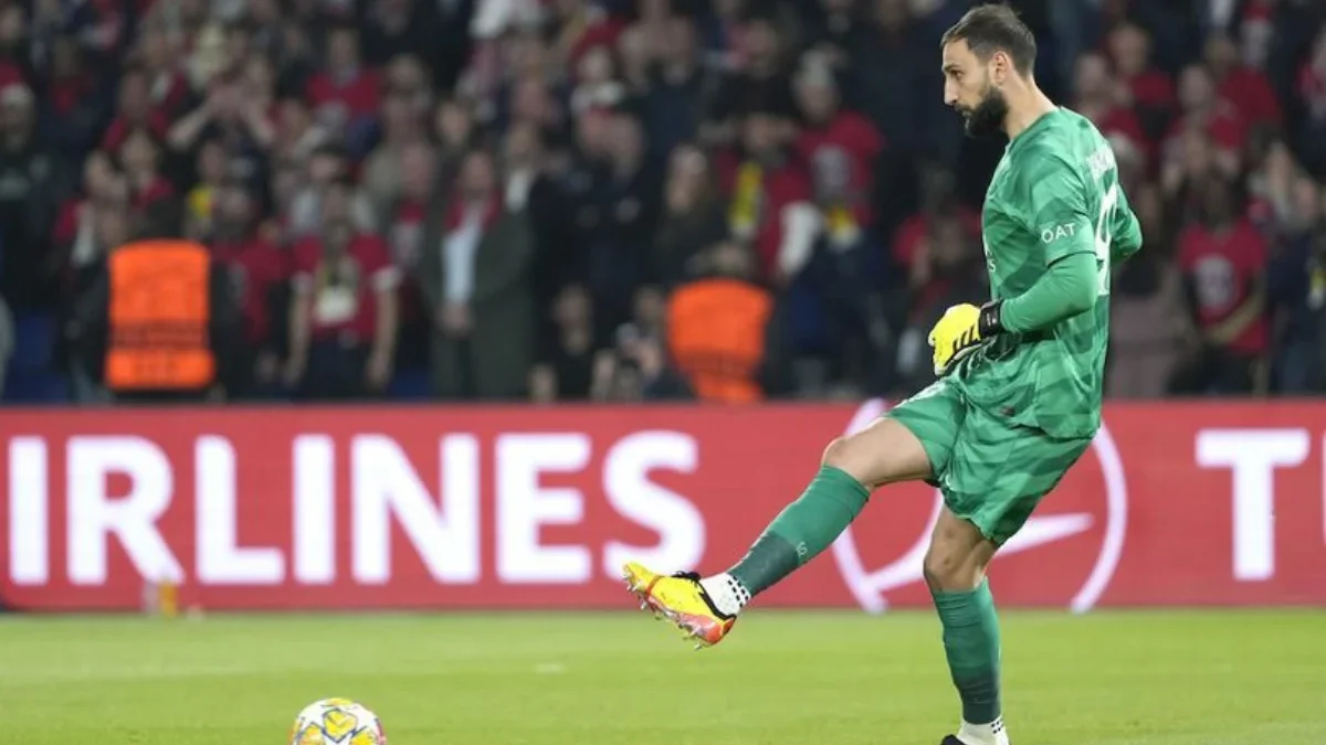 Injak Wajah Donnarumma Dengan Brutal, Bek As Monaco Minta Permintaan Maaf