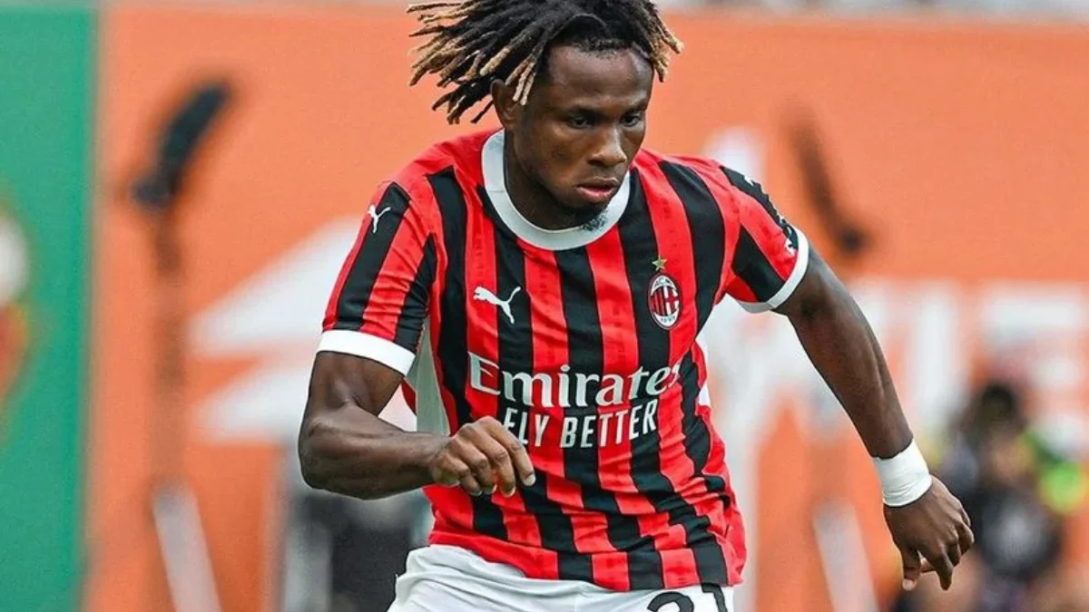 Samuel Chukwueze Menjadi MOTM di Laga AC Milan vs Sassuolo 