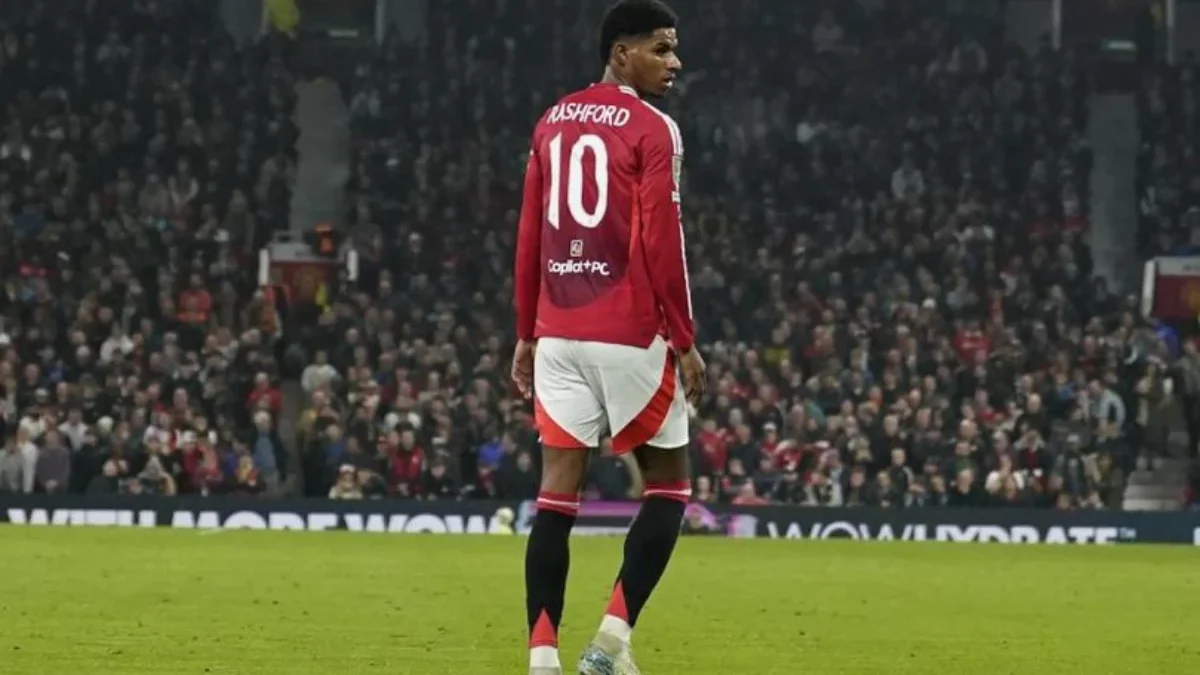 Juventus Menolak Marcus Rashford Mending Joshua Zirkzee 