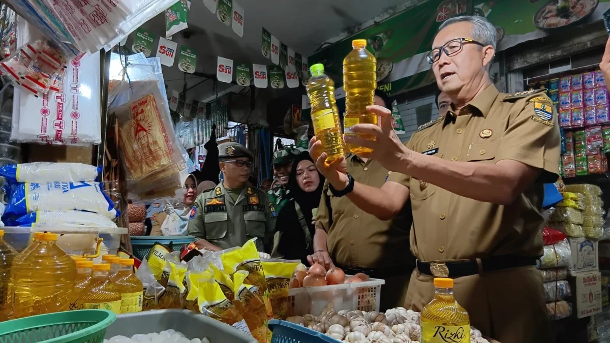 Pj Walikota Cirebon dan TPID Langsung Sidak MinyaKita Palsu di Kota Cirebon