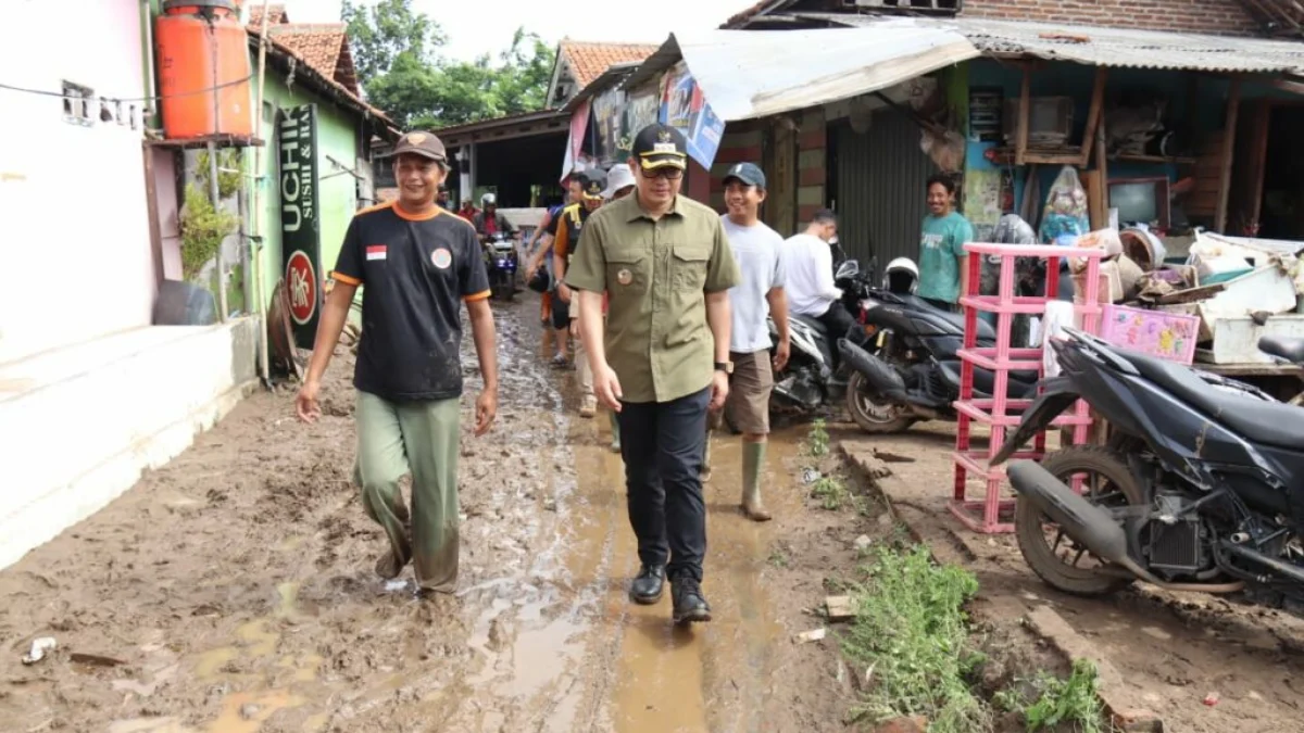 Pemerintah Kabupaten Cirebon Fokus Perbaiki Infrastruktur dan Bantu Warga Terdampak