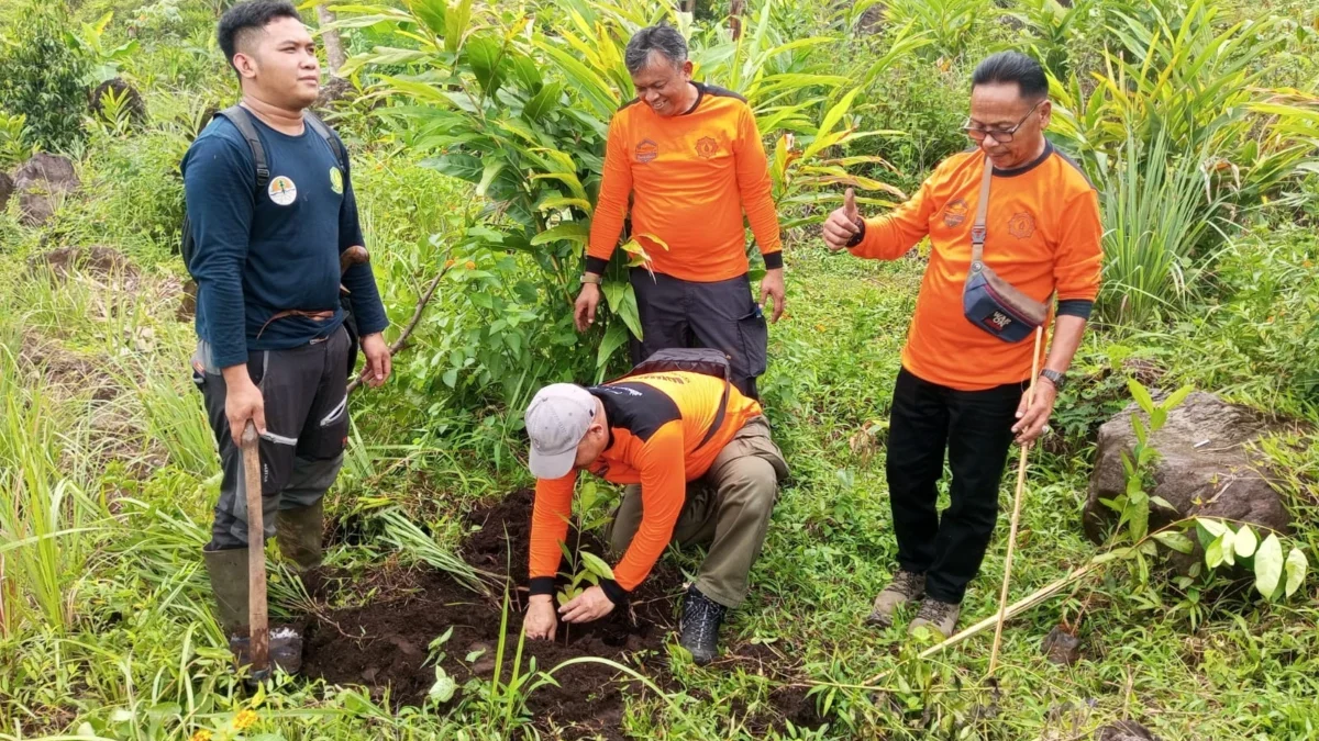 Paguyuban Silihwangi Gelar Gerakan Penghijauan