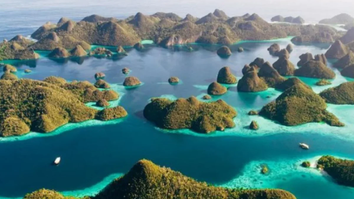 7 Wisata Laut di Musim Kemarau yang Paling Indah