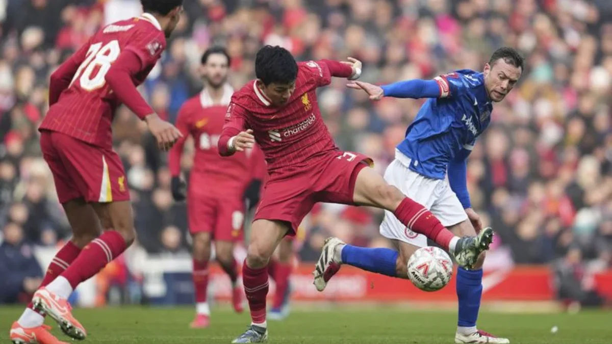 Tersisihkan di Liverpool, Wataru Endo dilirik Fulham 