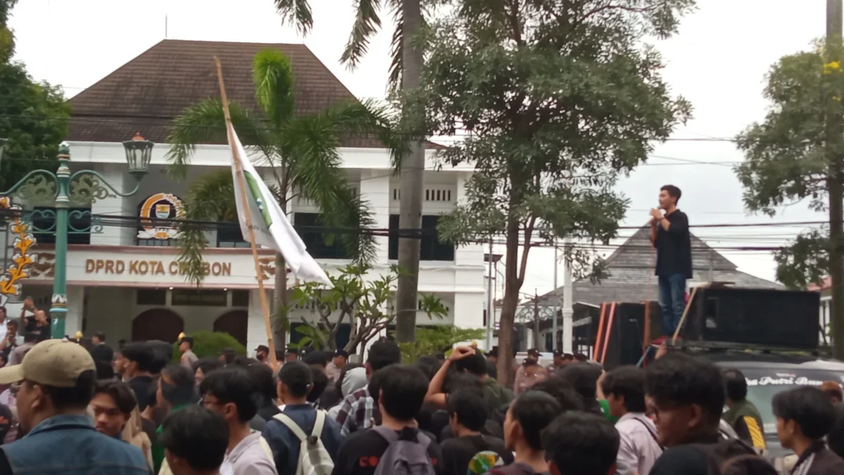 Protes Kebijakan Prabowo, Mahasiswa Soroti Potensi Korupsi di Danantara lewat Demo Indonesia Gelap