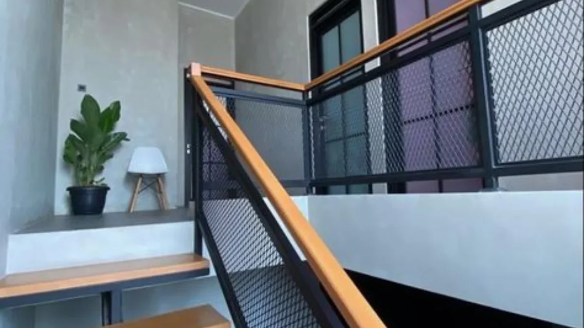 7 Model Railing Tangga Minimalis Terbaru untuk Hunian Modern