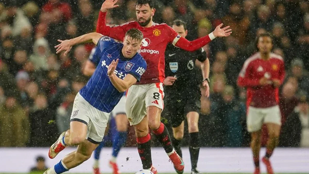 Hasil pertandingan Manchester united vs Ipswich Town