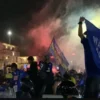 PSIM Yogyakarta Promosi Liga 1, supporter merayakan di tugu jogja sangat meriah