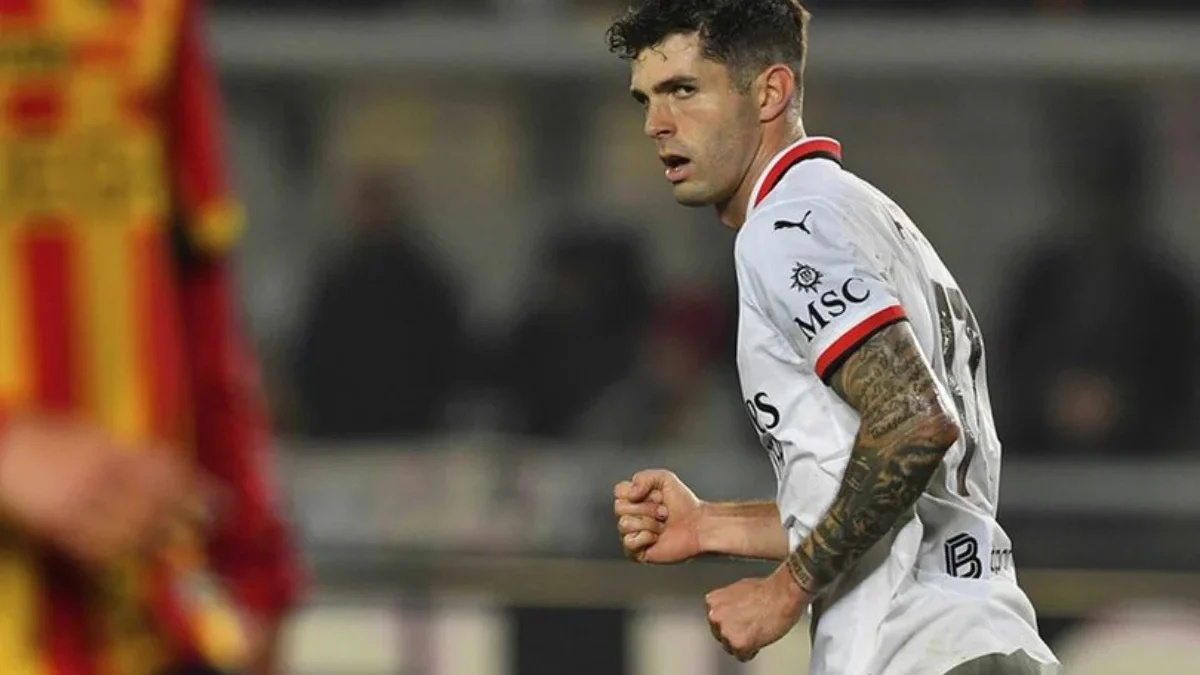 Hasil pertandingan AC Milan vs Leece