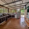 Inspirasi Desain Dapur Sederhana dari Kayu yang Hangat untuk Menciptakan Suasana Nyaman di Rumah