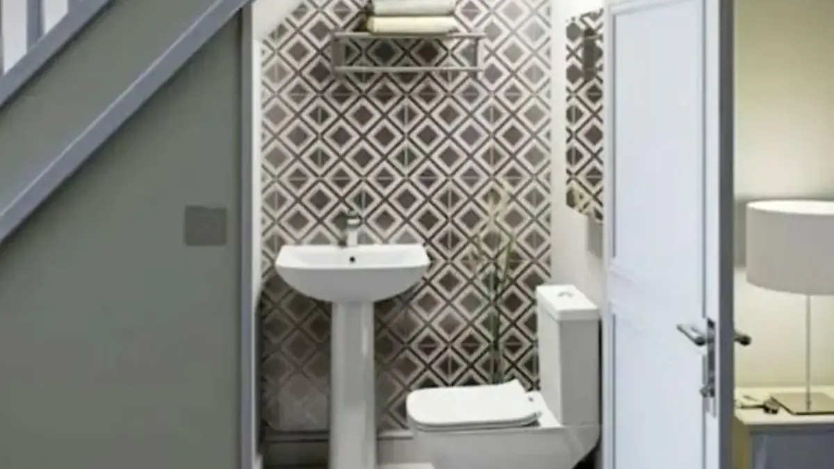 Inspirasi Desain Kamar Mandi Bawah Tangga yang Menarik Menurut Feng Shui