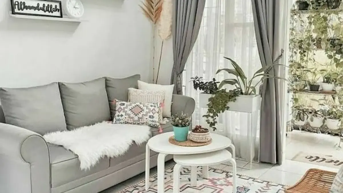 Mau Ruang Tamu Terlihat Lebih Lapang dan Elegan? Cek 13 Warna Cat yang Wajib Kamu Coba!
