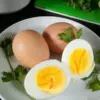 Sarapan Dua Butir Telur Rebus Setiap Pagi, Efeknya Tak Terduga: Tubuh Lebih Kuat dan Otak Lebih Tajam!