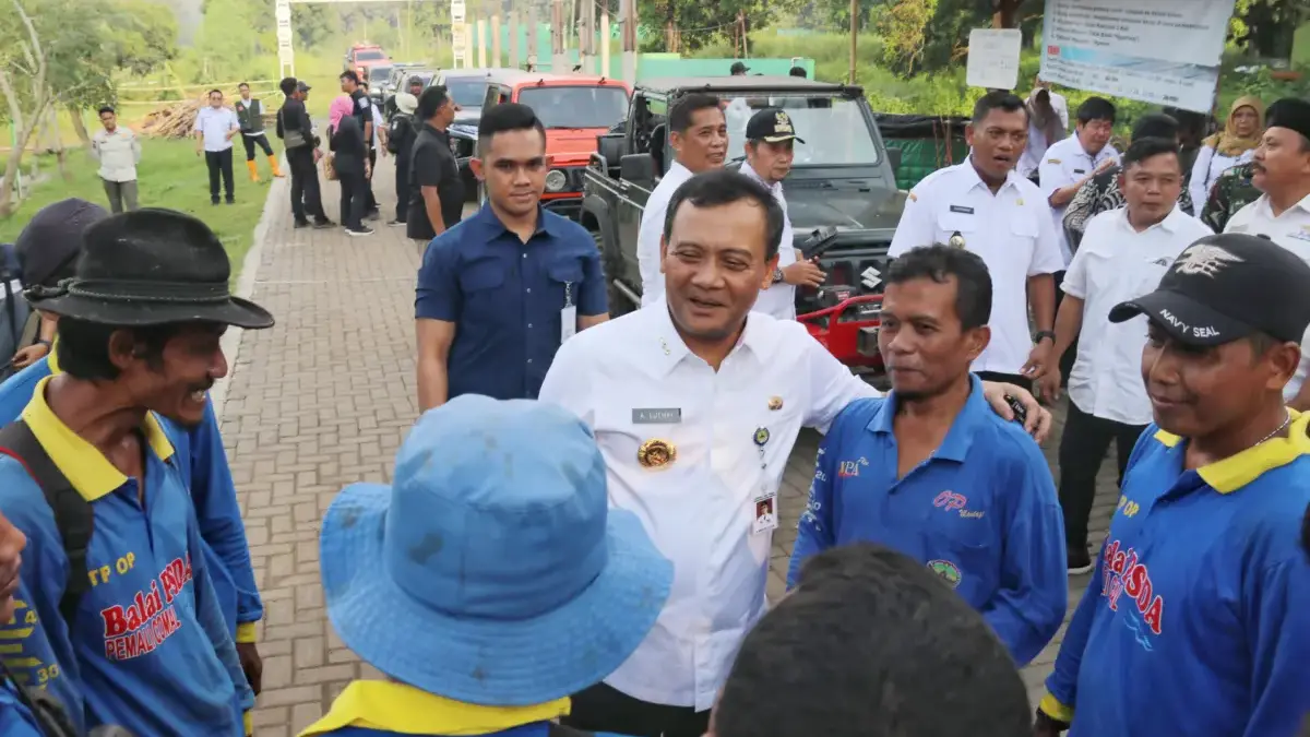 Ahmad Luthfi Jadikan Desa Penggarit Sebagai Role Model Pengelolaan Sampah Berbasis Desa