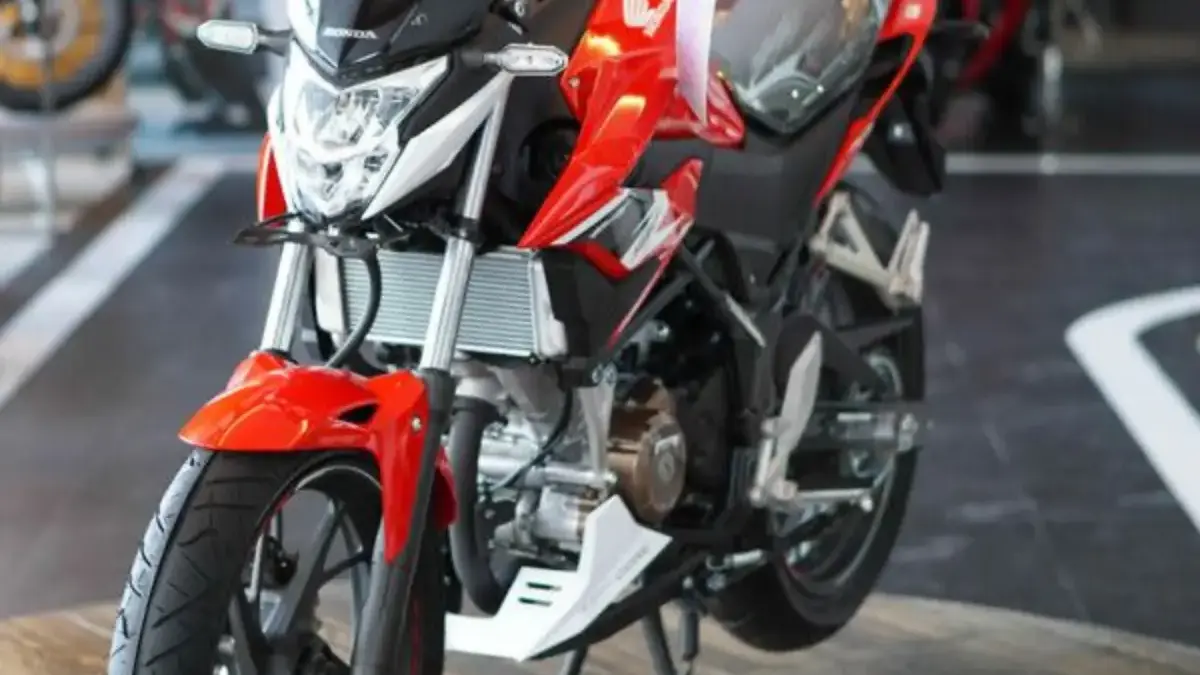 Honda CB150R Streetfire