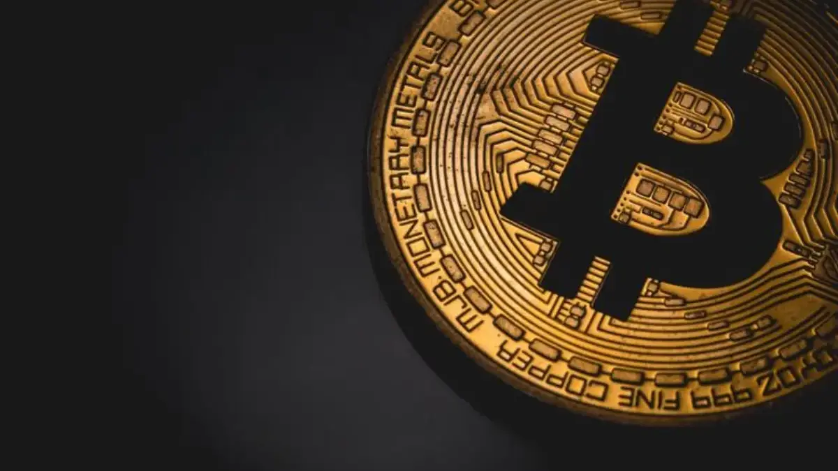 Strategy Borong 7.390 Bitcoin