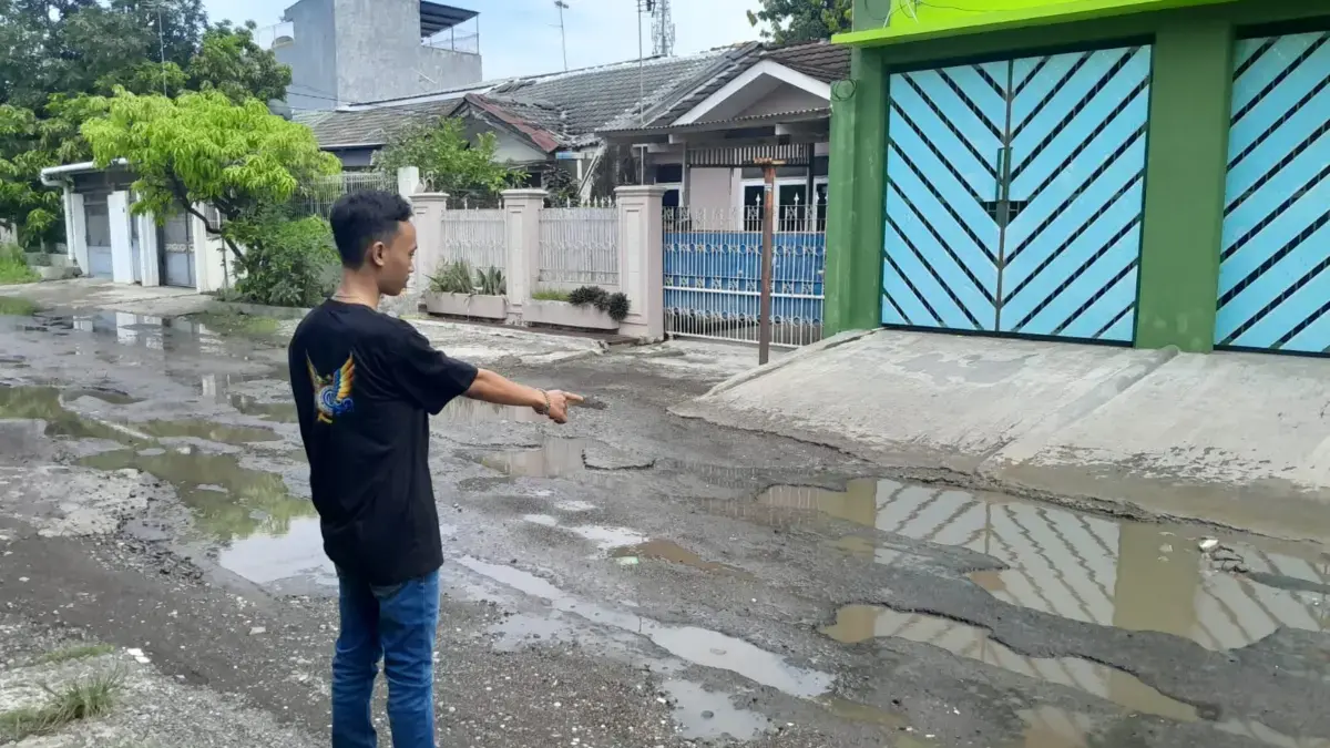 Sudah Banyak Korban, Jalan Rusak di Kecamatan Harjamukti Belum Juga Diperbaiki
