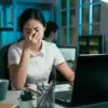Cara Agar Tetap Produktif di Tempat Kerja Meski Mood Tidak Mendukung