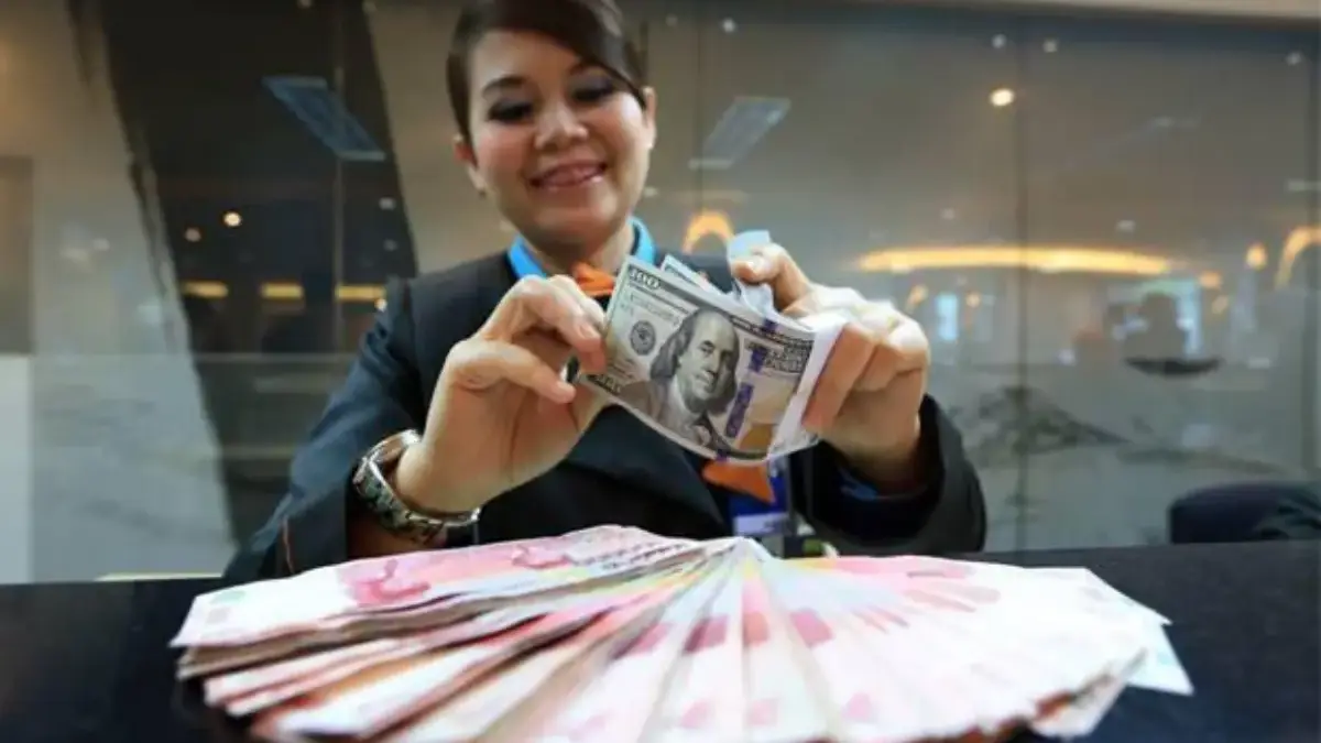 Retail China Naik Drastis, Rupiah Langsung Kasih Sinyal Positif!