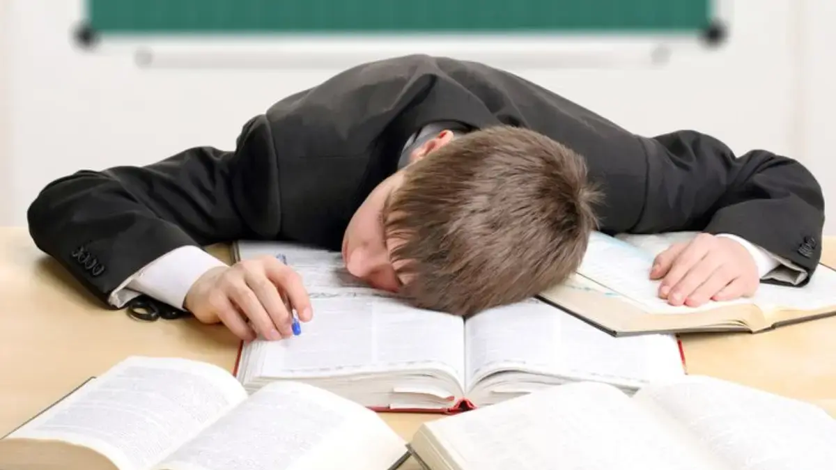 Kurang Tidur Bisa Picu Darah Tinggi? Ini Fakta Mengejutkan yang Jarang Diketahui!