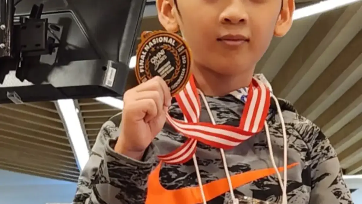 Anak SDN Kebon Baru IV Kota Cirebon Sabet Juara 2 Best Score dan Harapan 3 Olimpiade Sains Tingkat Nasional