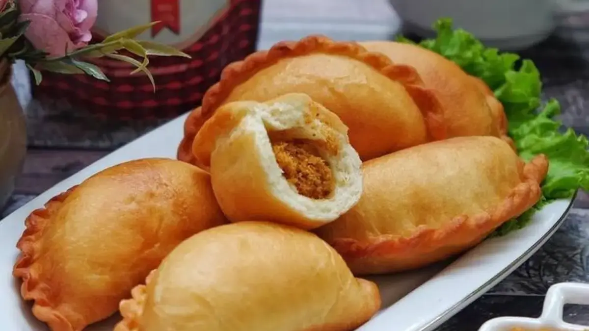 Resep Kue Panada Khas Manado, Camilan Tradisional dengan Isian Ikan Tuna