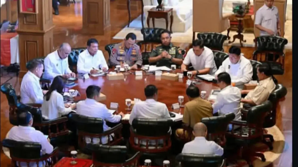 Di Tengah Krisis Global, Presiden Prabowo Gelar Rapat Tertutup Bahas Ancaman Geopolitik Dunia