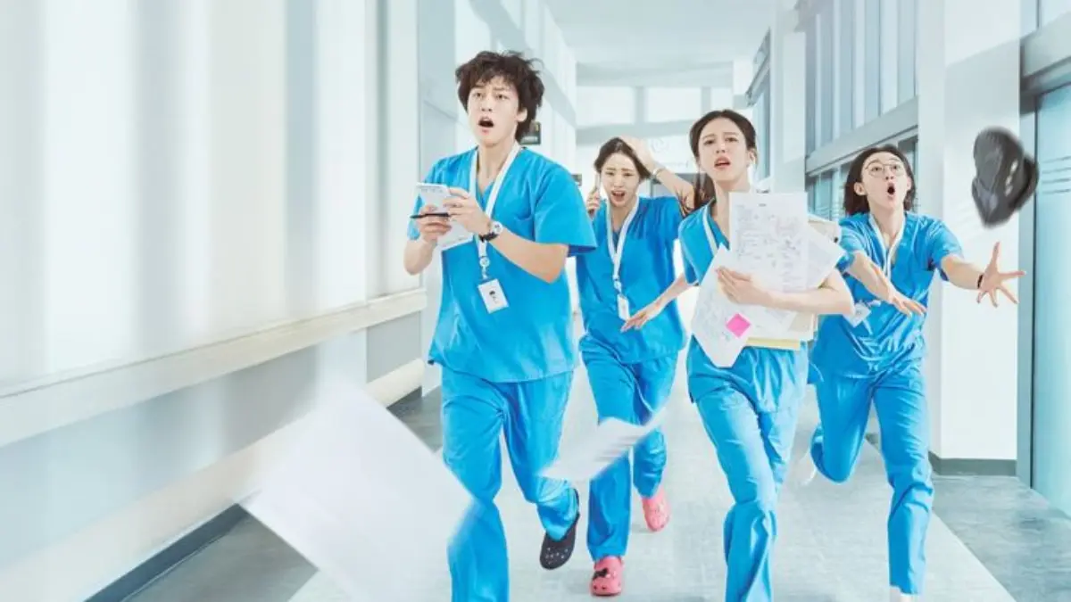 Pecinta \"Hospital Playlist\", Siap-Siap Baper Lagi! Spin-Off \"Resident Playbook\" Bakal Menguras Emosi!