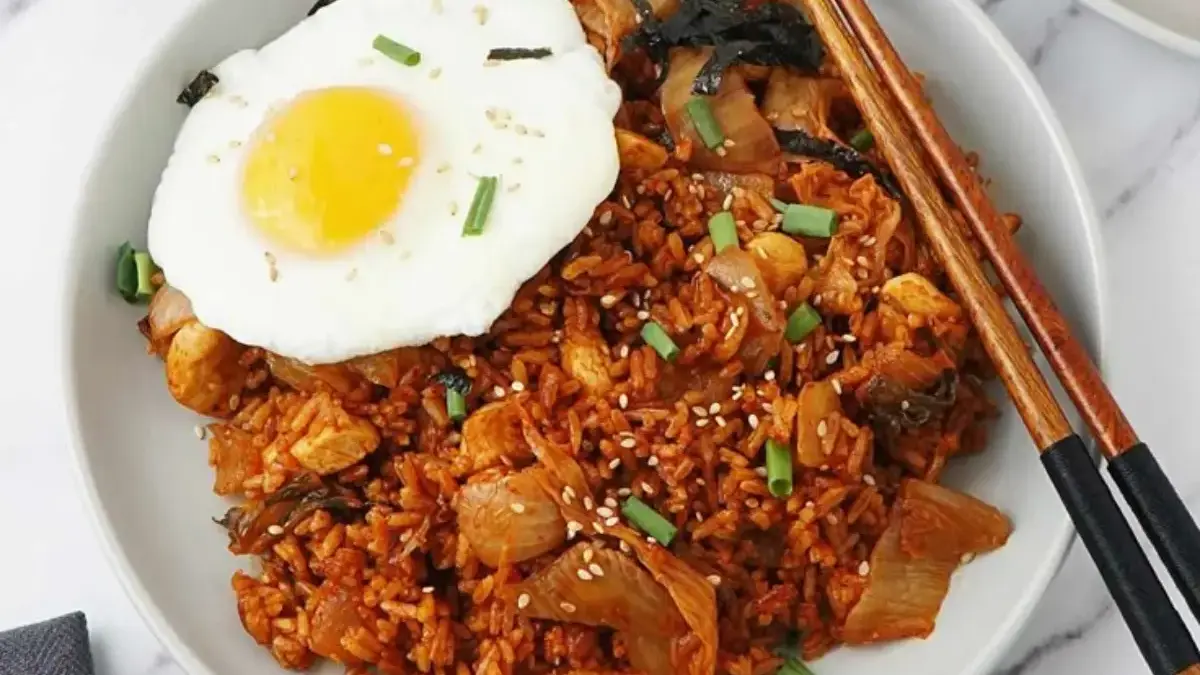 Resep Nasi Goreng Kimchi Ala Korea yang Lezat, Enak dan Bergizi