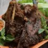 Resep Ayam Bumbu Hitam Tanpa Digoreng yang Sehat dan Lezat untuk Sajian Keluarga