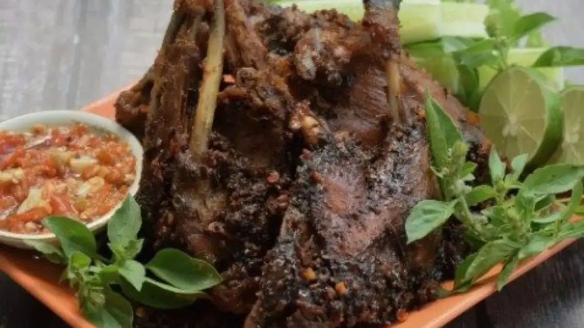 Resep Ayam Bumbu Hitam Tanpa Digoreng yang Sehat dan Lezat untuk Sajian Keluarga
