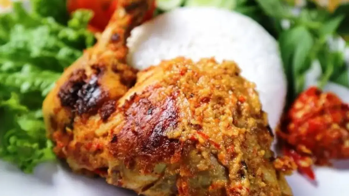 Resep Ayam Bakar Taliwang, Hidangan Pedas Khas Lombok yang Bikin Ketagihan! 