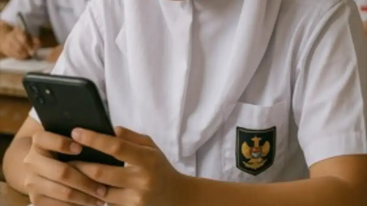 Google Classroom vs Ruangguru 2025: Mana yang Lebih Cocok untuk Pelajar Indonesia?