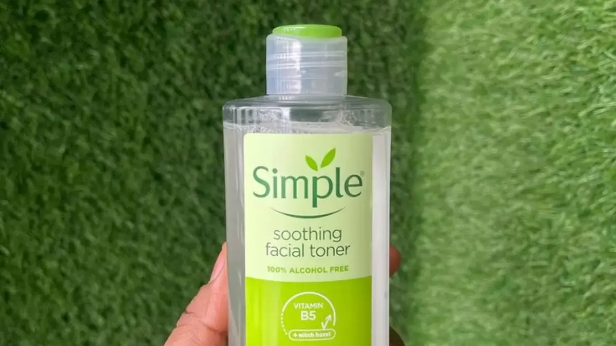 Simple Soothing Facial Toner