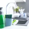 Bukan Cuma Buat Cuci Piring! Ini 5 Fungsi Ajaib Sabun Cuci Piring yang Jarang Diketahui