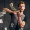 Bikin Susah Kaya! 4 Mindset Keuangan Ini Harus Segera Kamu Ubah Biar Dompet Nggak Tipis Terus