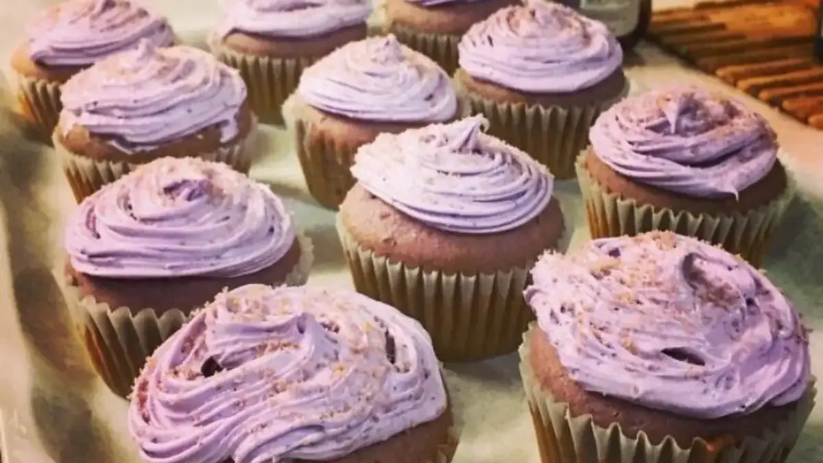 Resep Muffin Ubi Jalar Ungu Lembut dengan Saus Caramel
