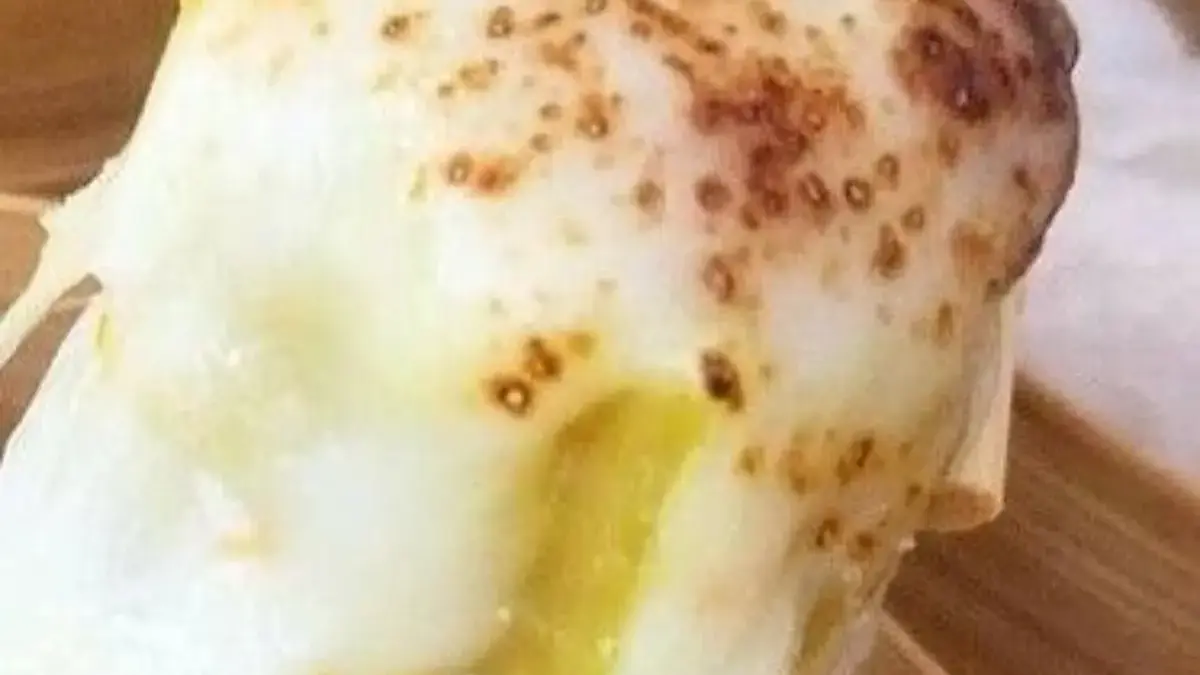 Resep Singkong Kukus dengan Lelehan Keju Mozzarella yang Menggoda Selera