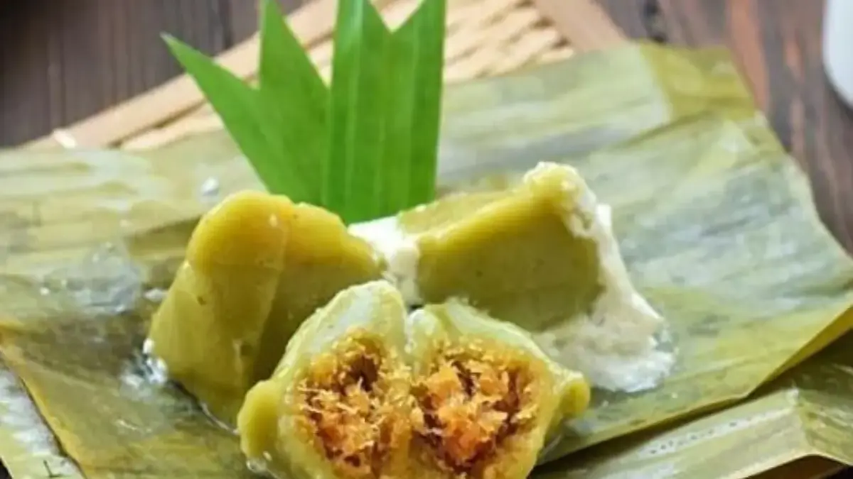 Resep Kue Mendut Isi Kelapa dan Gula Merah yang Manis dan Lezat 