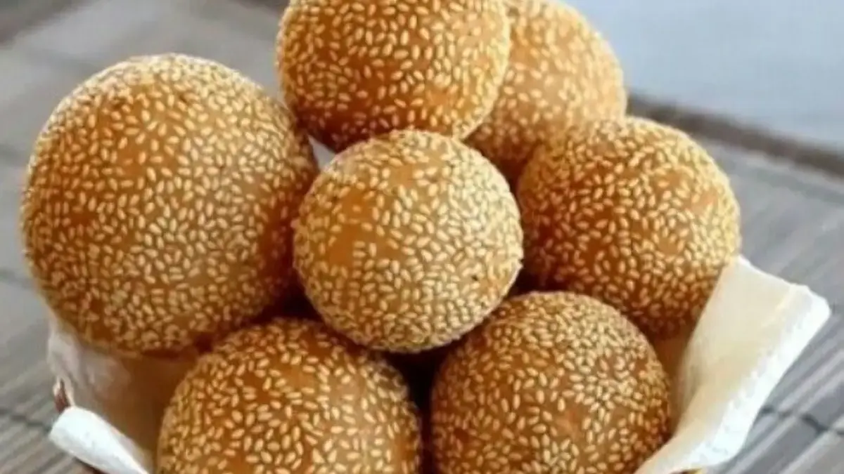 Cara Membuat Onde-Onde Ketan Isi Kacang Hijau yang Lembut dan Gurih