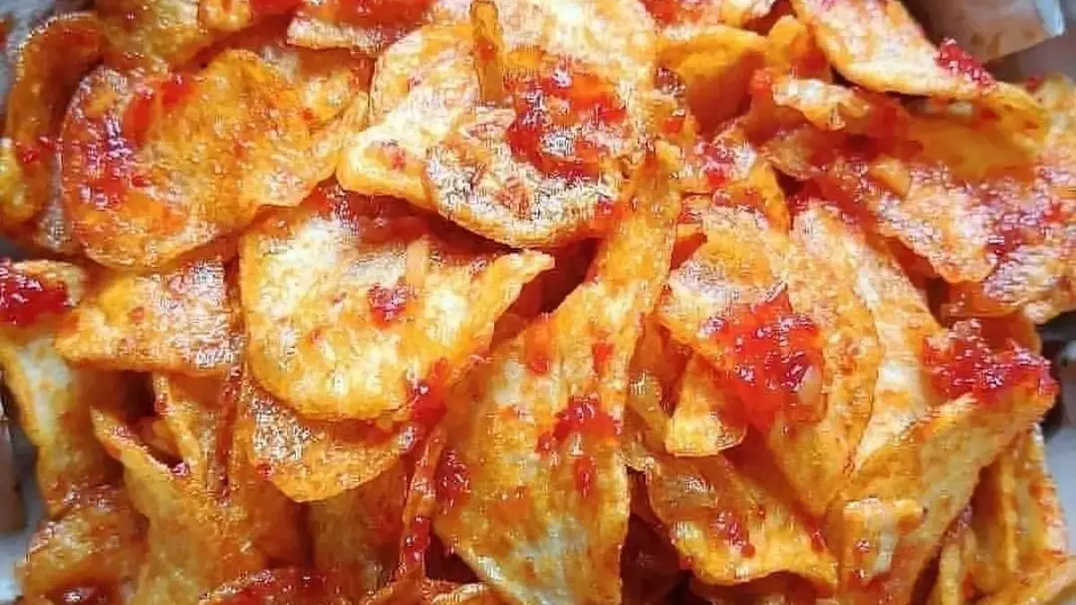 Resep Keripik Kentang Pedas Manis, Camilan Favorit untuk Segala Suasana