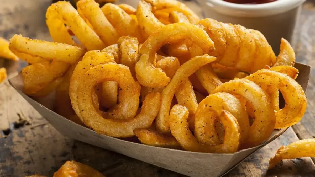 Resep Kentang Goreng Spiral dengan Saus Keju 