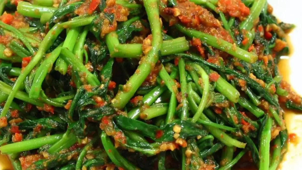 Resep Kangkung Belacan Pedas yang Cepat dan Praktis untuk Menu Harian