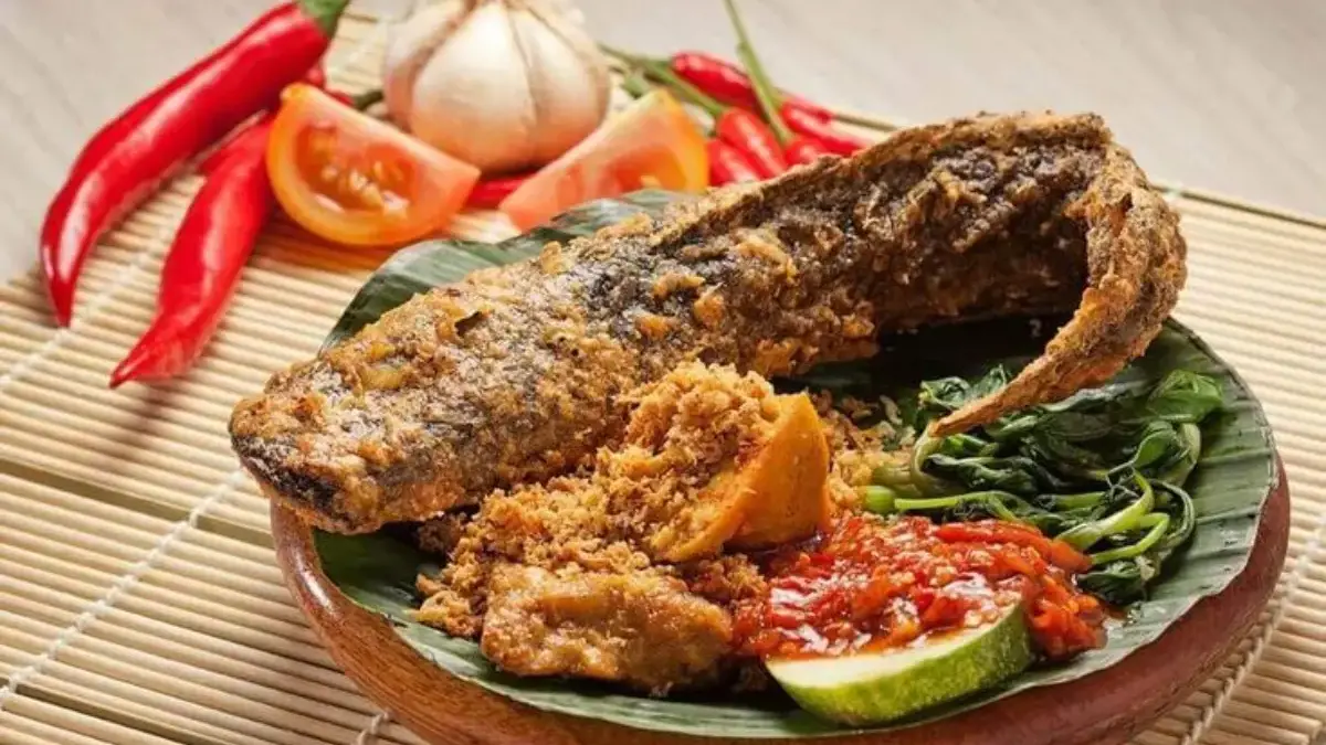 Resep Ikan Lele Goreng yang Renyah, Pedas dan Menggugah Selera 