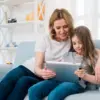 5 Cara Sederhana Menerapkan Digital Parenting di Rumah