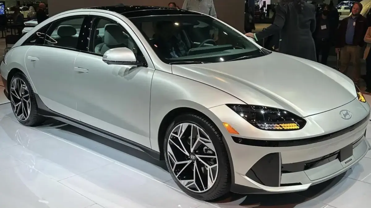 Hyundai Ioniq 6 Menang Penghargaan Desain Bergengsi