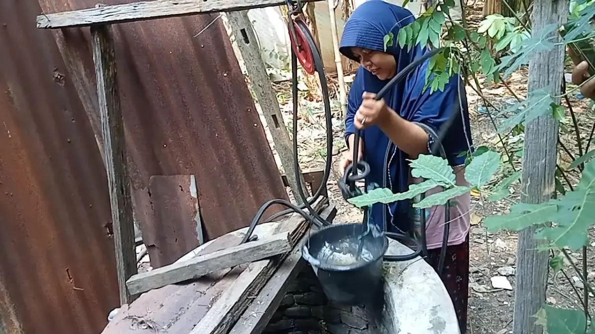 Warga Argasunya Protes Pengelolaan Sampah TPA Kopiluhur yang Merusak Lingkungan