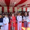 Dua Remaja Dapat Kejutan Ulang Tahun di Tengah Upacara HUT RI ke-80 di Kota Cirebon