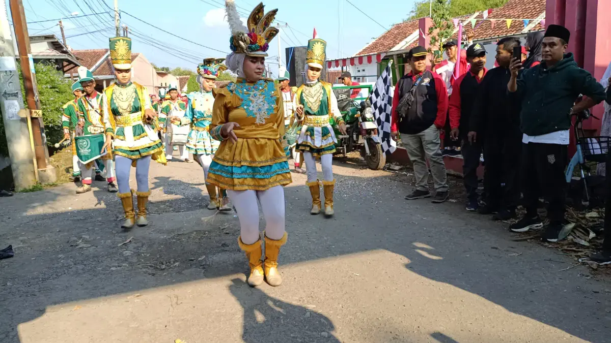 RW 04 Surapandan Meriahkan HUT ke-80 RI dengan Jalan Sehat dan Hadiah Spektakuler